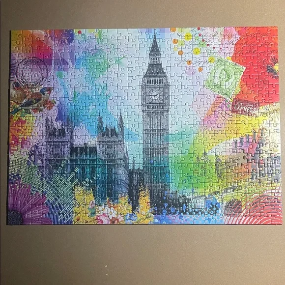 FREE!! Ravensburger Vibrant London Postcard Puzzle - 🧩 missing one piece - Picture 4 of 4